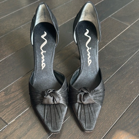 Nina Shoes - Nina Black Satin Front Knot Heels Size 9